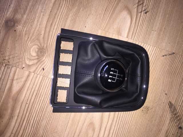 Volkswagen  Golf 6 2010-2012 Çıkma Yedek Vites  Topuzu